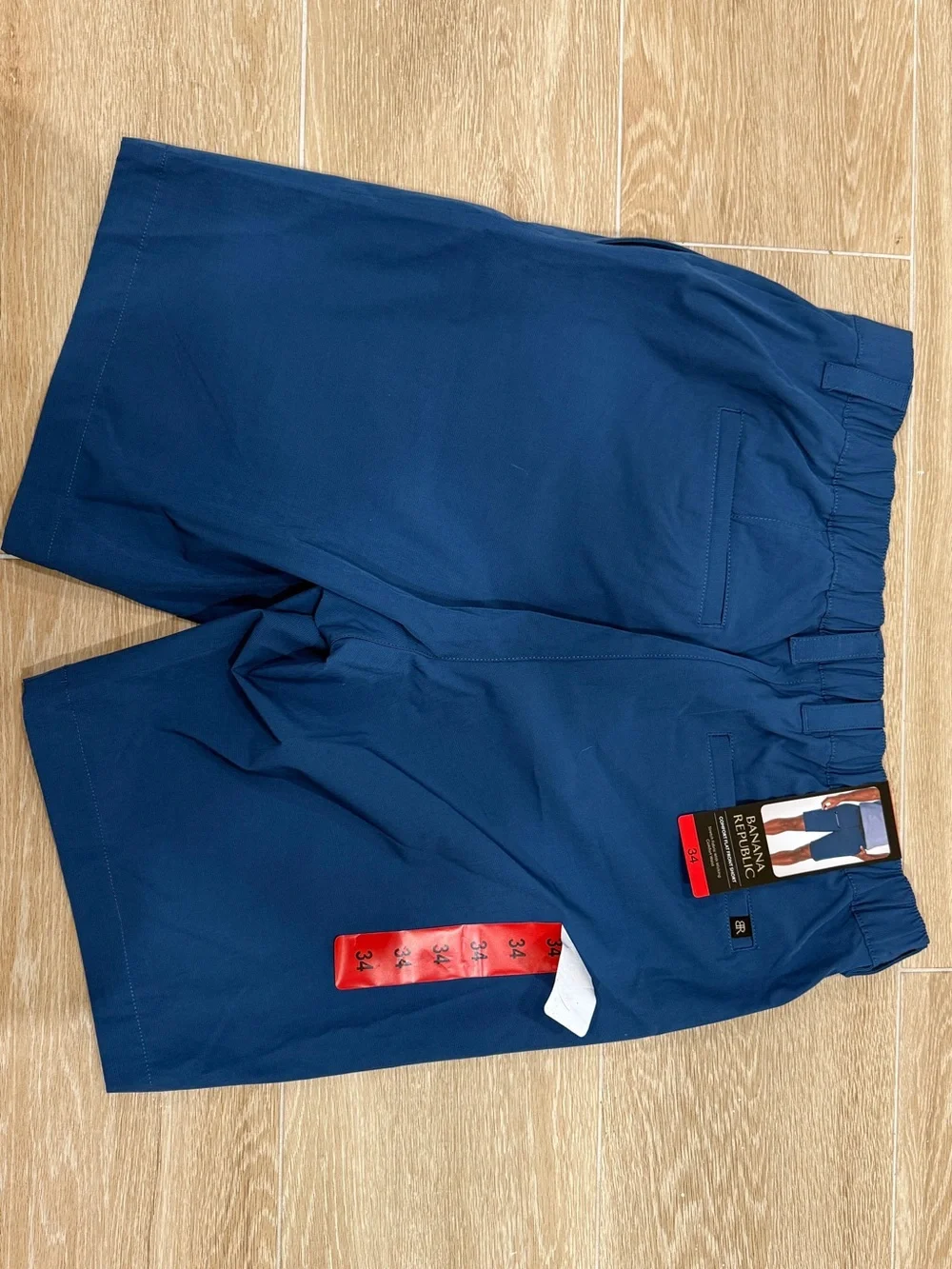 Banana Republic Men's Midnight Blue Flat-Front Shorts